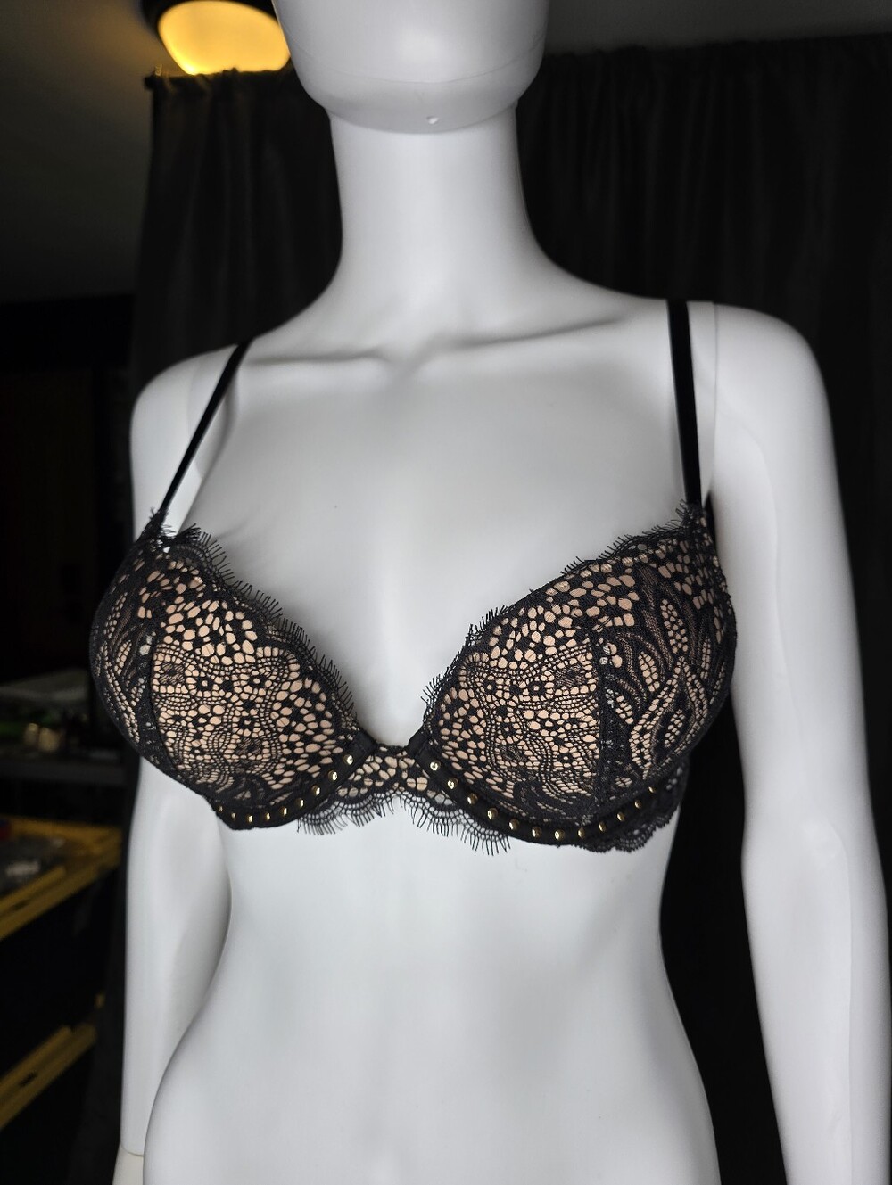 Victoria's Secret Bombshell Black Lace Push-Up Bra with Nude Lining Size 34A - Picture 4 of 16
